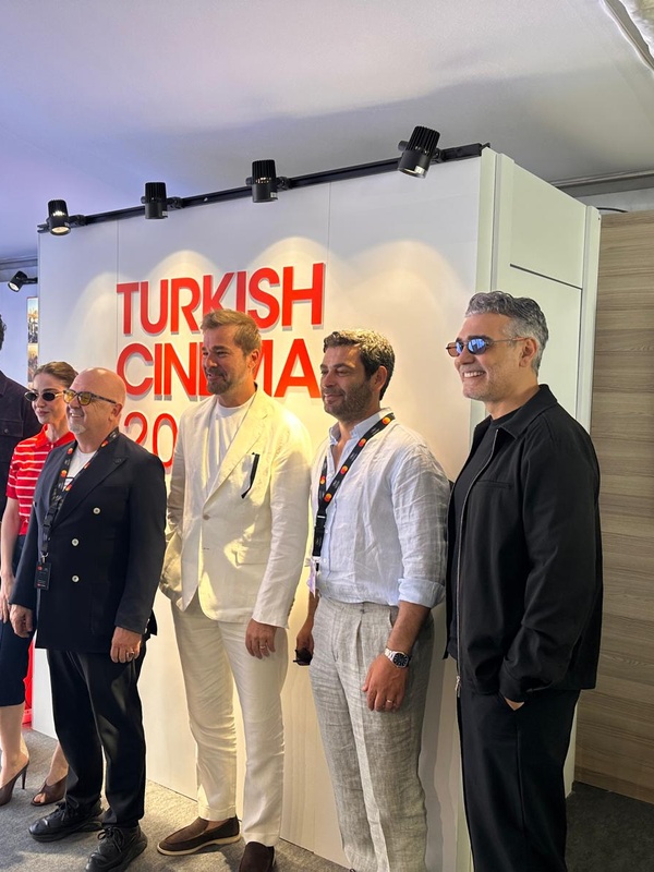 Türkiye Standı Cannes'da Yoğun İlgi Gördü