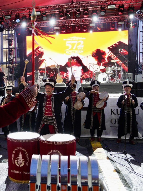 Fetih Korteji 573. Yılda Tarihi Yarımada'da