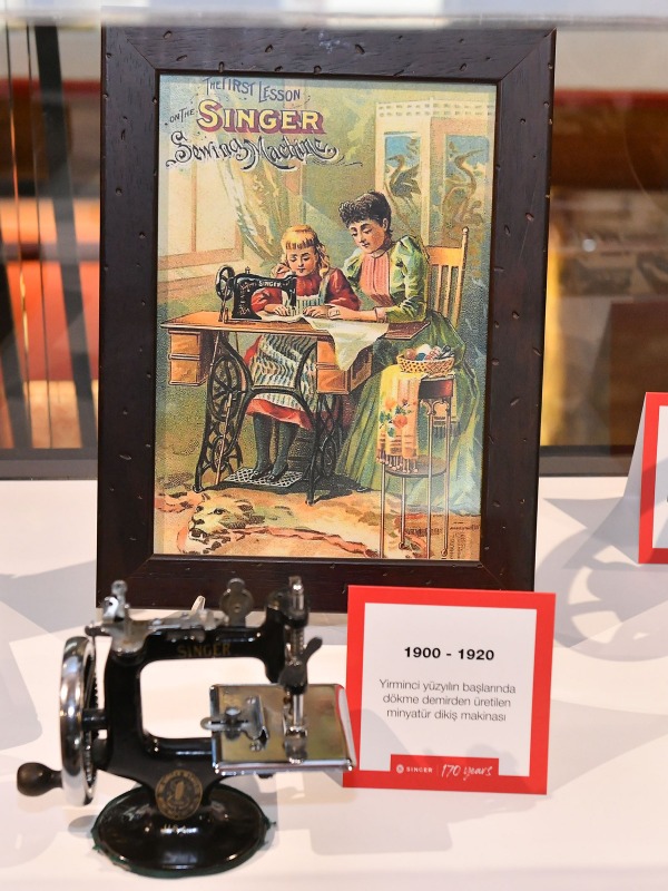 Singer'ın 170 Yılı İzmir'de Vitrine Çıkıyor