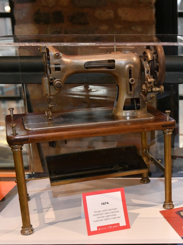 Singer'ın 170 Yılı İzmir'de Vitrine Çıkıyor