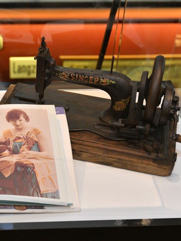Singer'ın 170 Yılı İzmir'de Vitrine Çıkıyor