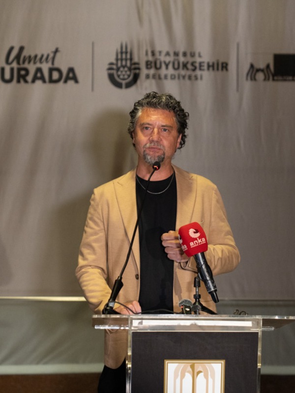 Seçkin Pirim'in 'Dün İle Bugün' Sergisi Şerefiye Sarnıcı'nda