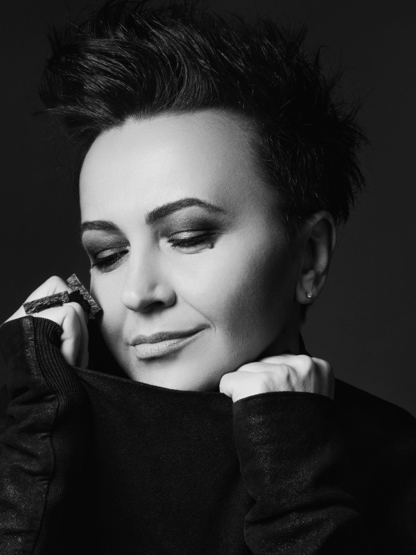 Amira Medunjanin 24 Ekim'de Zorlu PSM'de Sahne Alacak