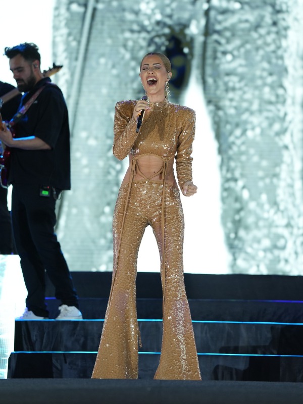 Derya Uluğ Bursa Kültür Yolu Festivali'nde Coşku Yarattı