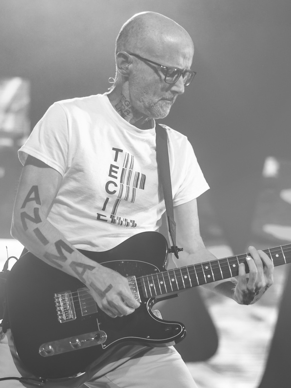 Moby, Zorlu PSM'de 15 Yıl Sonra Efsane Bir Gece Yaşattı