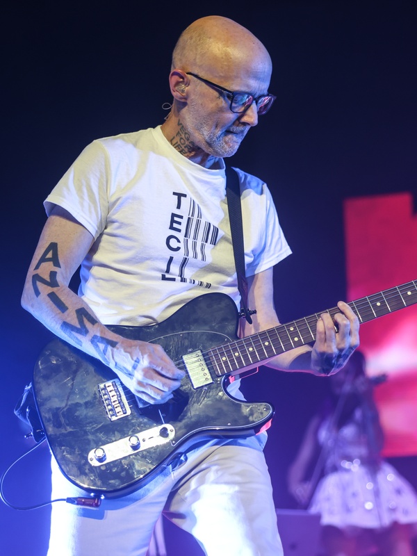 Moby, Zorlu PSM'de 15 Yıl Sonra Efsane Bir Gece Yaşattı