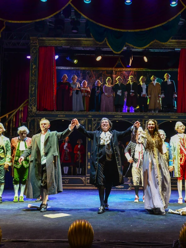 Amadeus İstanbul'a Harbiye'de Görkemli Bir Veda Ediyor