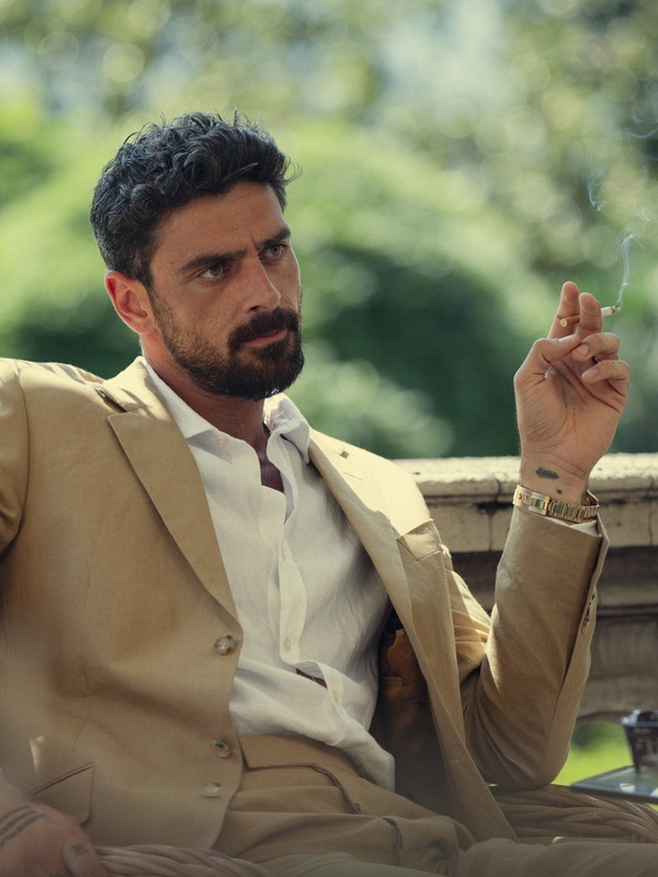 The Gentlemen İkinci Sezonuyla 3 Eylül'de Netflix'te Başlıyor
