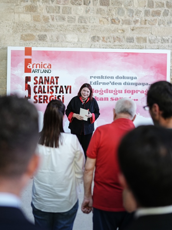 Arnica Art Land Edirne Kırmızısı'nı Dünyaya Taşıdı