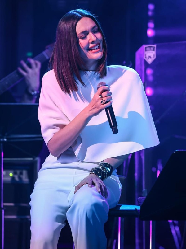 Bergüzar Korel 'Hatırladıkça' Konseriyle ENKA Açıkhava'da