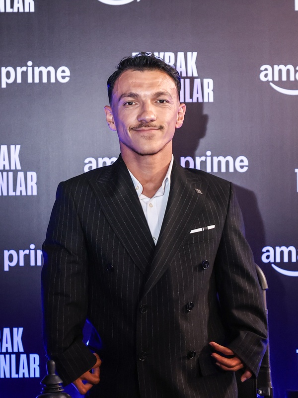 Bayrak Taşıyanlar Belgeseli Gala Gösterimiyle Tanıtıldı