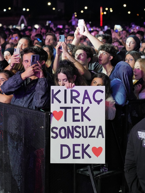Kıraç'ın Şarkıları Erzurum Kültür Yolu Festivali'nde Yankılandı