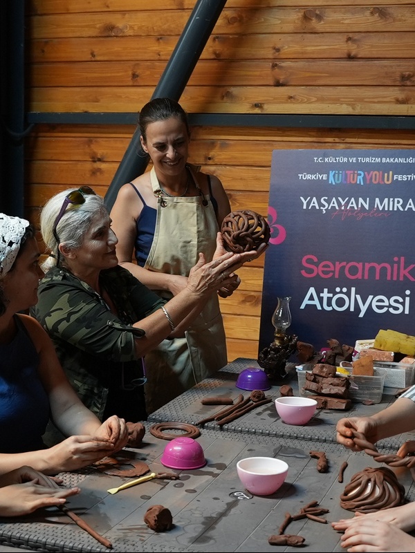 Çanakkale Kültür Yolu Festivali İkinci Gününe Damga Vurdu
