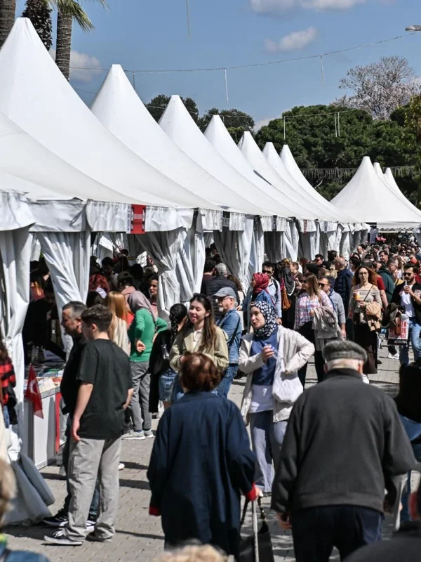 İZKİTAP 8. Kez Kültürpark’ta Kitapseverleri Ağırlayacak
