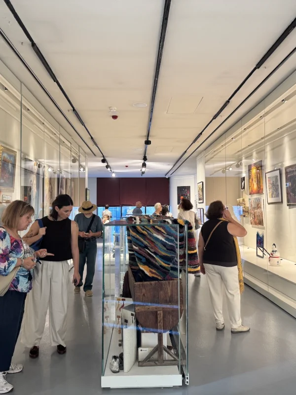 Ekol Tatbiki Vol. 8 Sergisi AKM'de Bauhaus Ruhunu Canlandırıyor