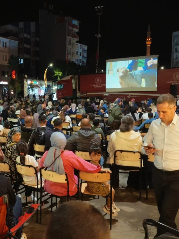 Gezen Sinema Türkiye'nin 81 İline Ulaşarak Rekor Kırdı