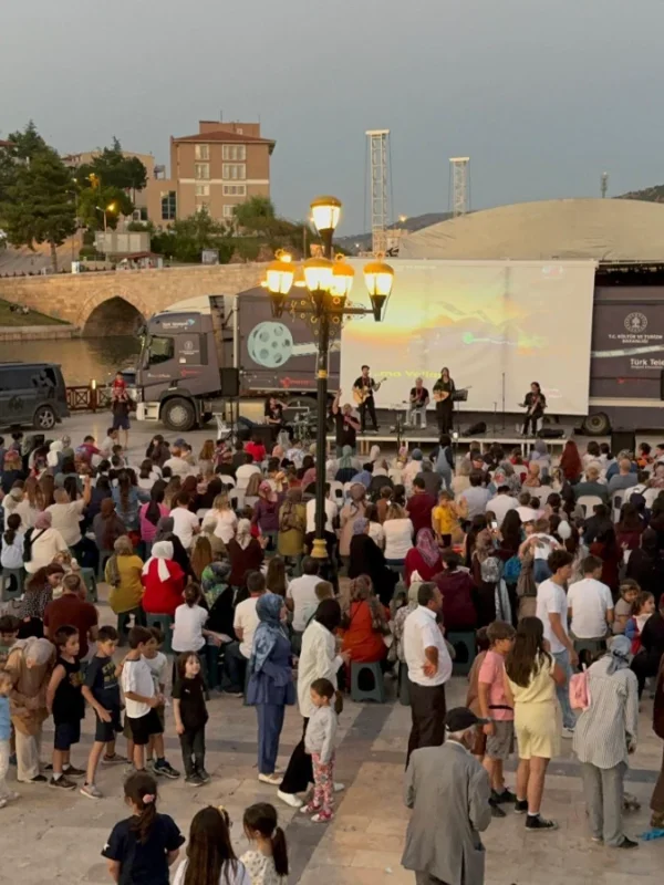 Gezen Sinema Türkiye'nin 81 İline Ulaşarak Rekor Kırdı