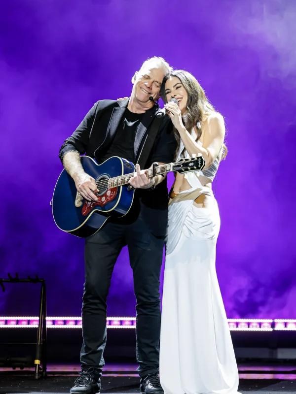 Garou Ve Defne Samyeli Harbiye'de Alkışları Topladı