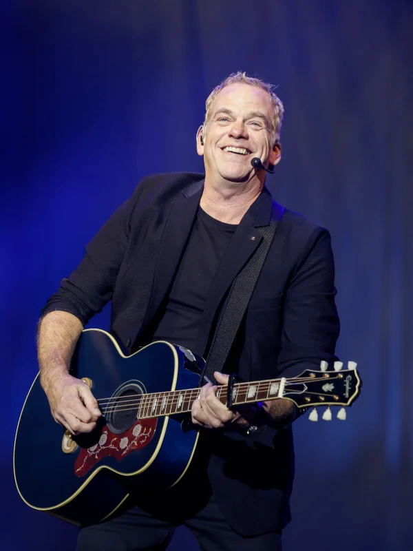 Garou Ve Defne Samyeli Harbiye'de Alkışları Topladı