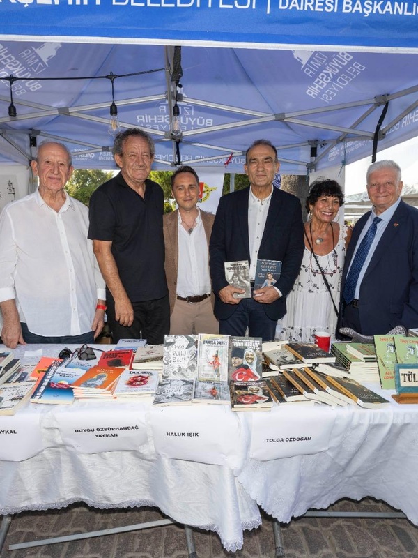 İZKİTAP 8. İzmir Kitap Fuarı Kültürpark’ta Kapılarını Açtı