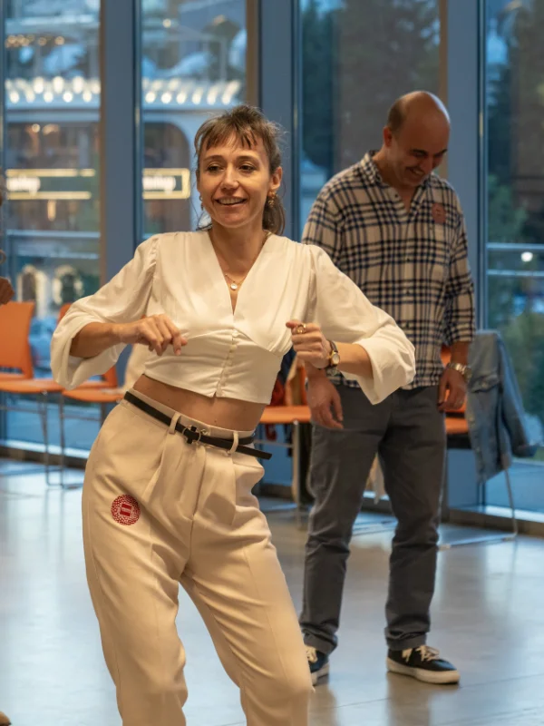 İstanbul Modern'de Uzun Cuma: Solo Blues Dans Atölyesi