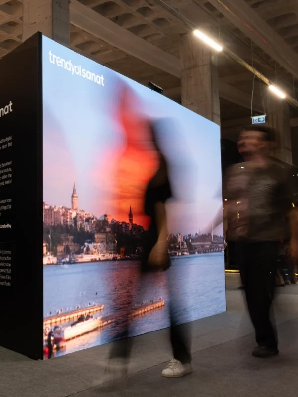 Balkan Karışman'ın 'Seyir'i Contemporary Istanbul'da Haliç'e Yeni Bir Bakış