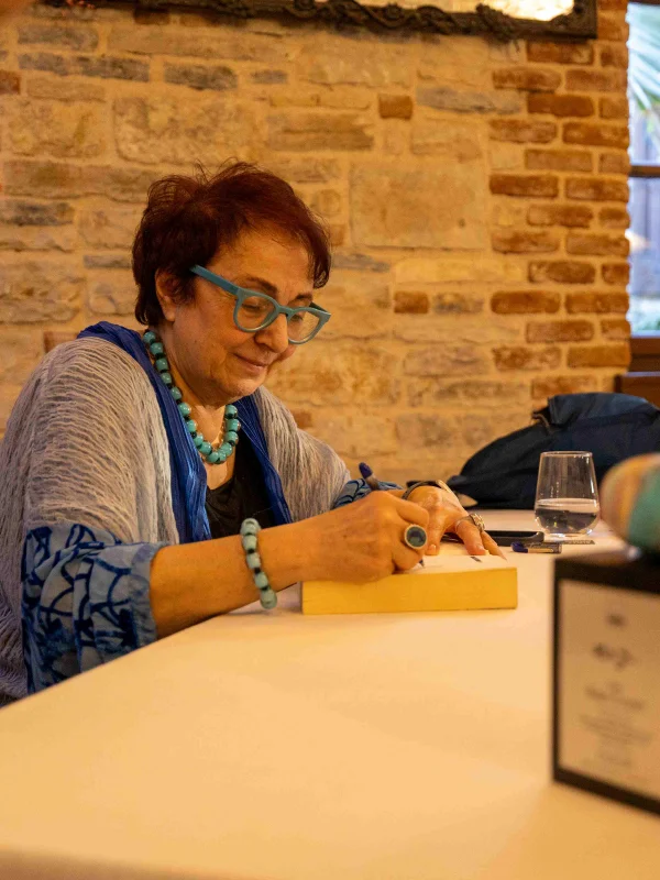 Buket Uzuner Old Town Talks’ta Doğadan Edebiyata Uzandı