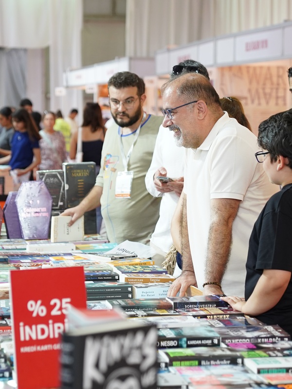 Diyarbakır Kitap Fuarı 10. Yılında Kapılarını Açtı