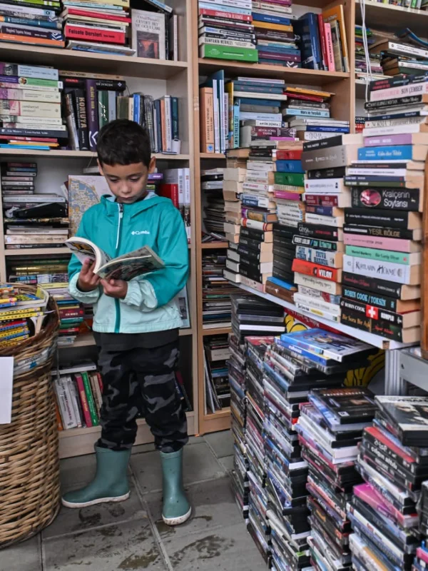 İZKİTAP, Dokuz Günlük Edebiyat Şölenini Yoğun İlgiyle Kapattı