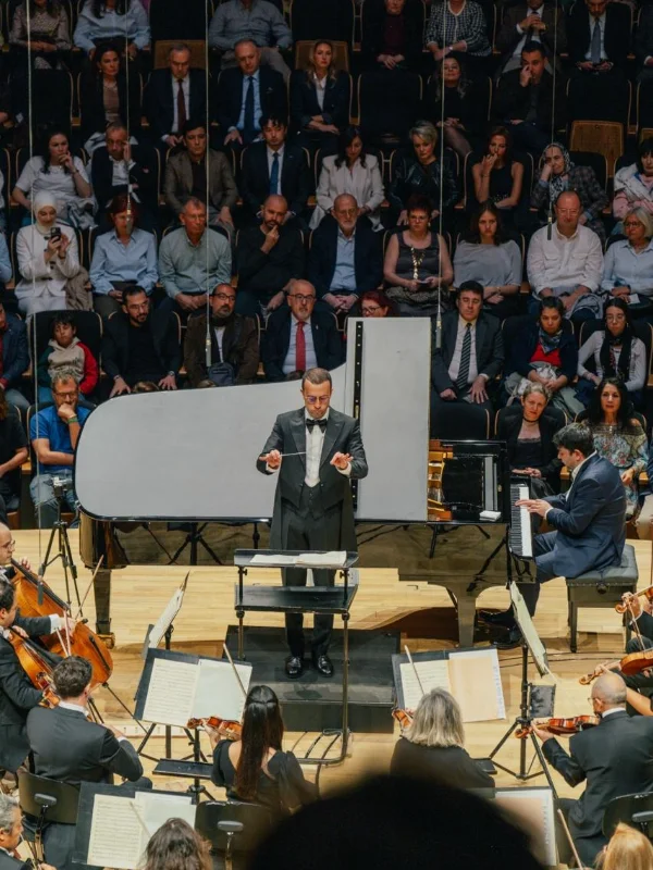 CSO 200. Yılını Kapalı Gişe Konserle Kutladı