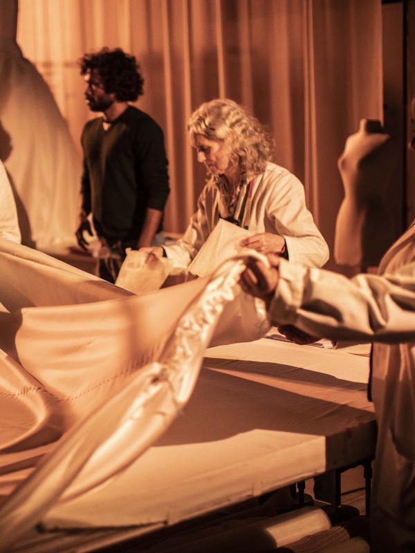 Lacrima, İstanbul Tiyatro Festivali'nin 30. Yılını Açıyor