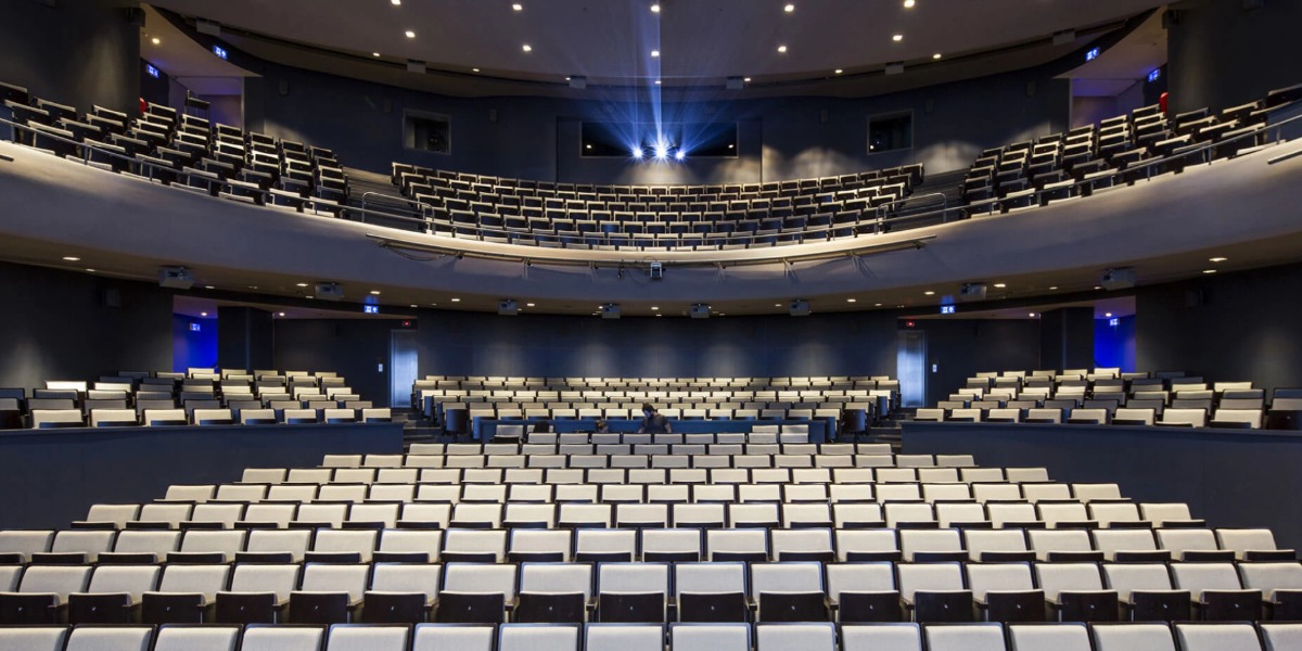 Zorlu PSM Turkcell Sahnesi