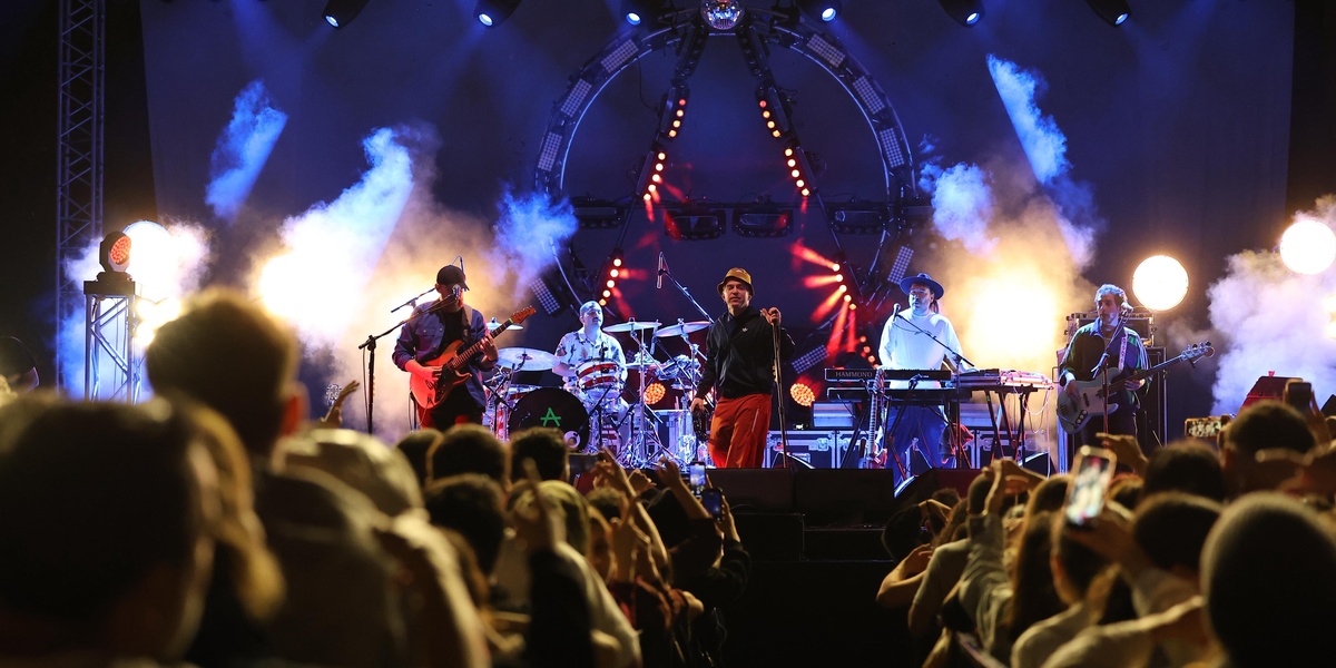 Athena BİLGİ'nin 30. Yıl MayFest'inde Sahne Aldı
