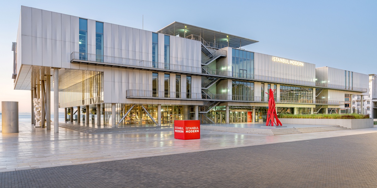 İstanbul Modern'in “Yüzen Adalar” Sergisi 2.75 Milyon Ziyaretçiye Ulaştı