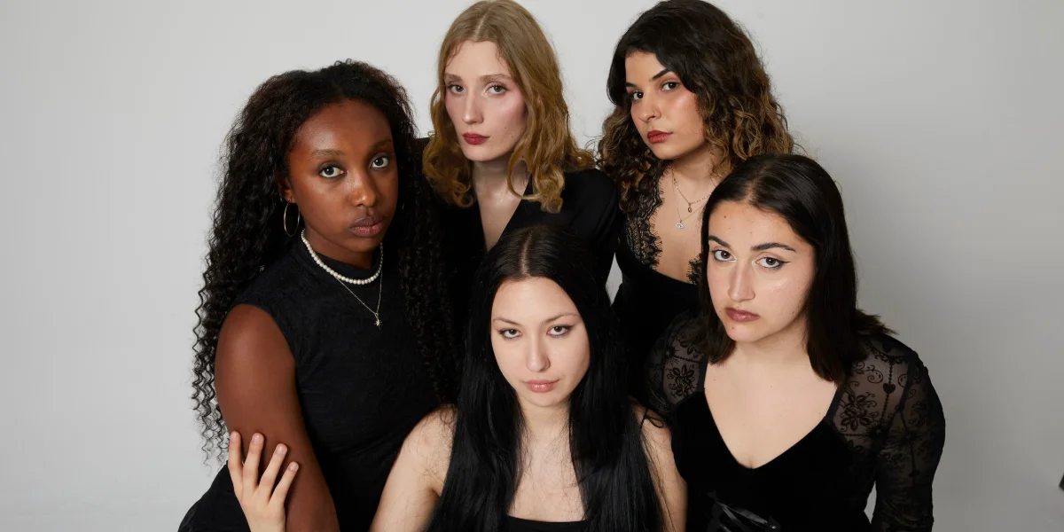 LINED, 2 Ağustos'ta İstanbul Festivali Genç Sahne'de