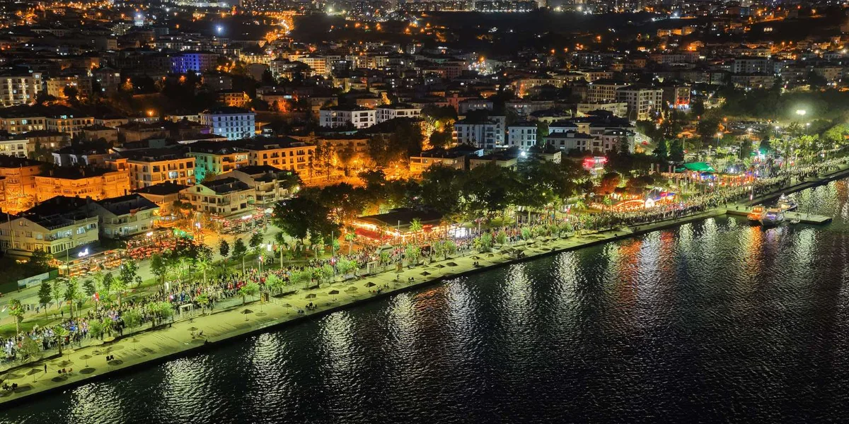 Büyükçekmece Festivali'nde 62 Ülke Bir Arada Buluşuyor