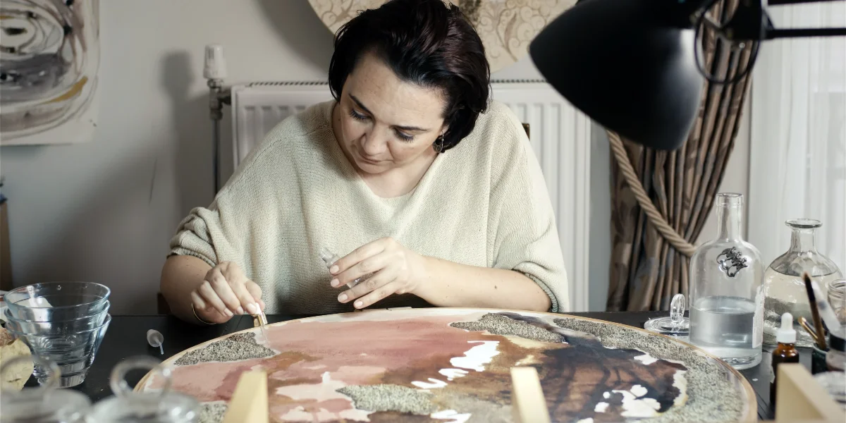 Neslihan Yetişkin'den Bozcaada'da 'Aidiyet Bahçesi' Sergisi