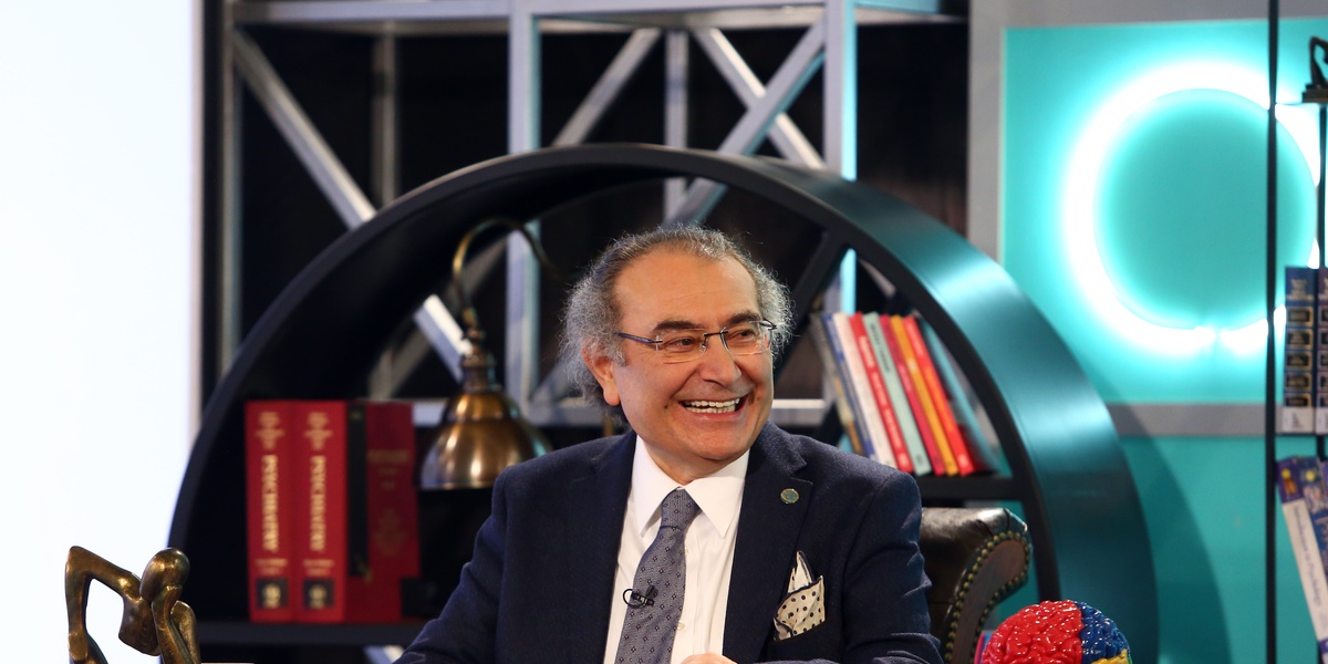 Prof. Dr. Nevzat Tarhan'dan Dijital Çağ Ailelerine 12 Yıl Önceki Uyarı