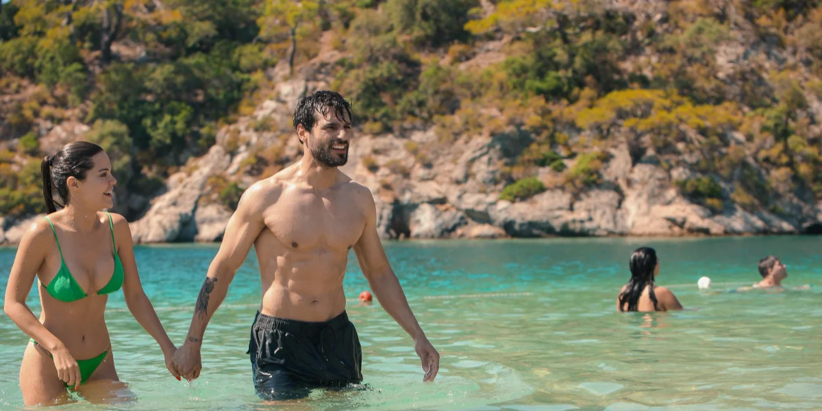 Öngörü Filmi, Hilal Altınbilek Ve Serkan Çayoğlu İle İzleyiciyi Büyüledi