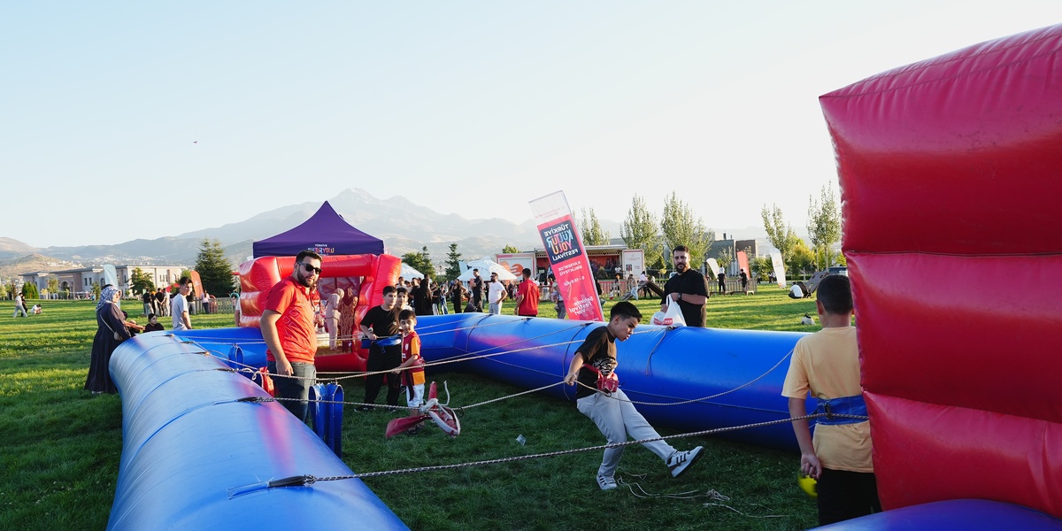 Kayseri Kültür Yolu Festivali İlk Gününde Ziyaretçilerini Büyüledi