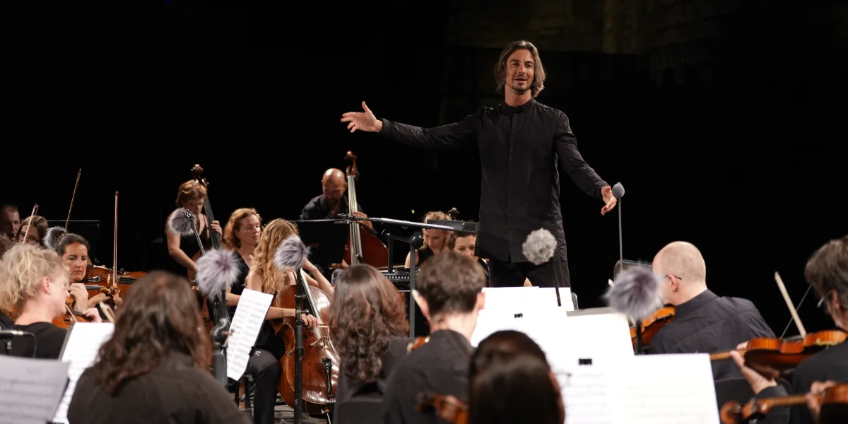 Covent Garden Sinfonietta Bodrum Kalesi'nde Tarihi Konser Verdi