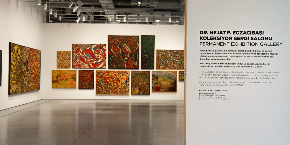 İstanbul Modern’de “Aynı Mavinin Altında” Sergisi Açıldı