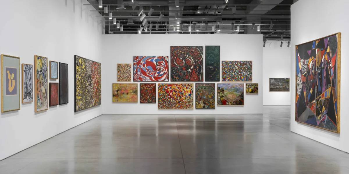 İstanbul Modern’de “Aynı Mavinin Altında” Sergisi Açıldı