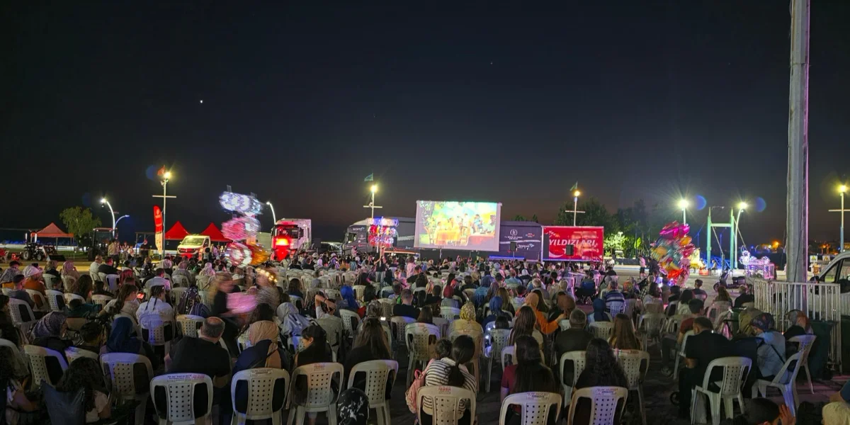Gezen Sinema Türkiye'nin 81 İline Ulaşarak Rekor Kırdı