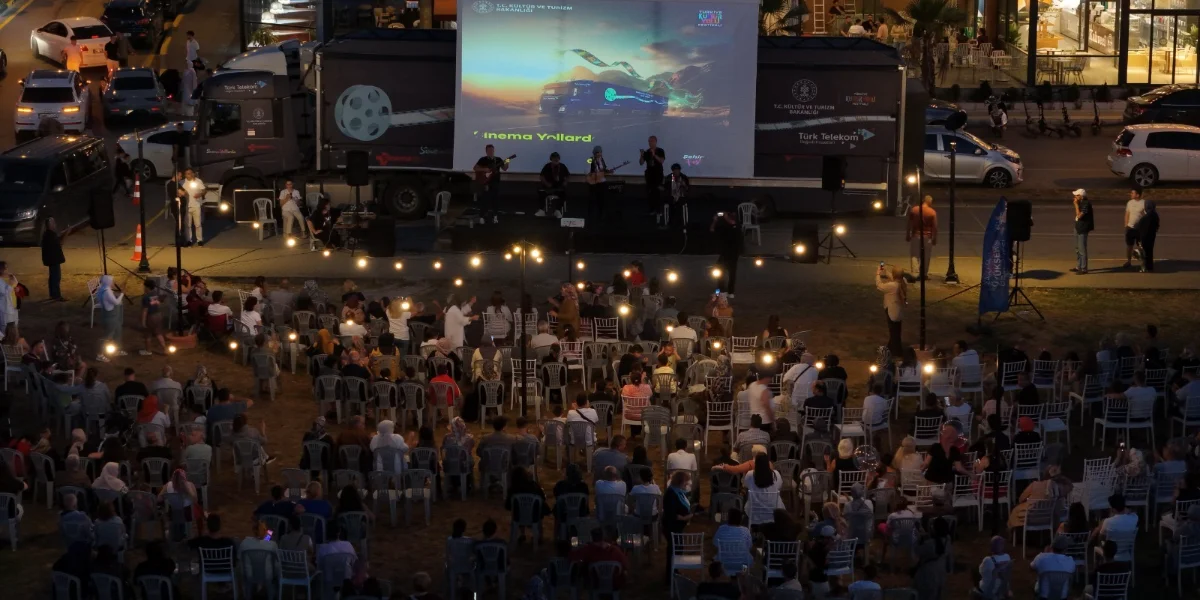 Gezen Sinema Türkiye'nin 81 İline Ulaşarak Rekor Kırdı
