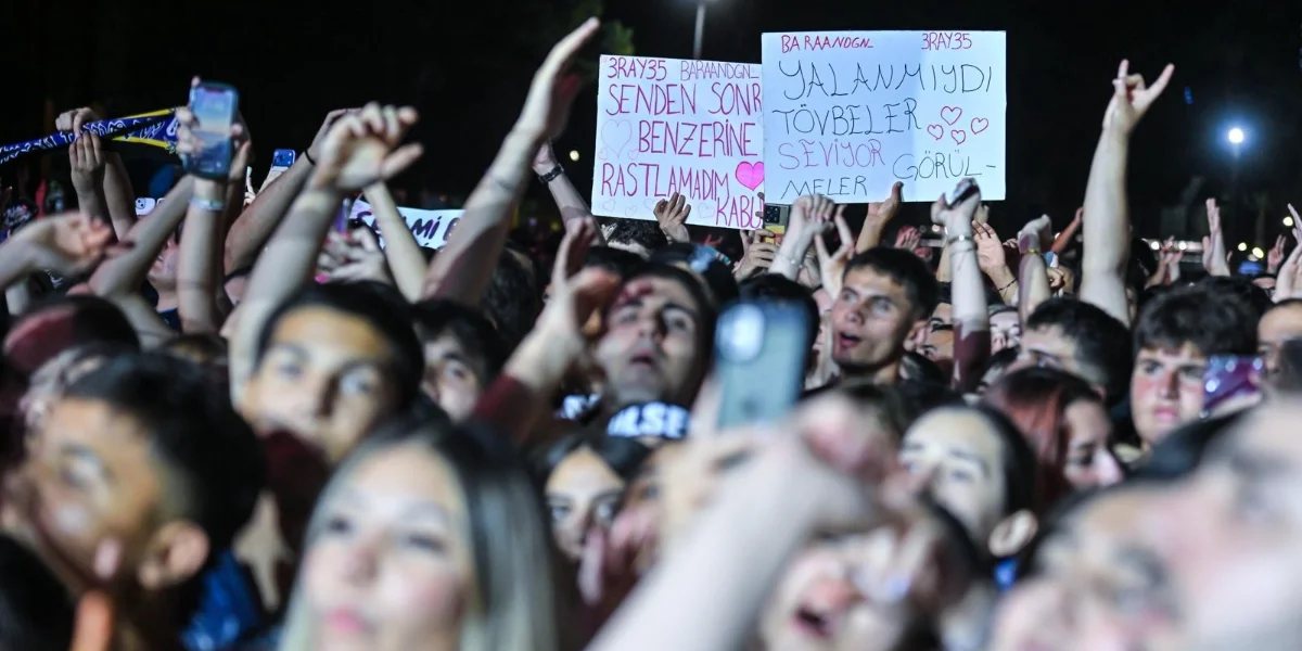 İzmir Enternasyonal Fuarı Müzik Ve Mizahla Dolu Akşamlar Sunuyor