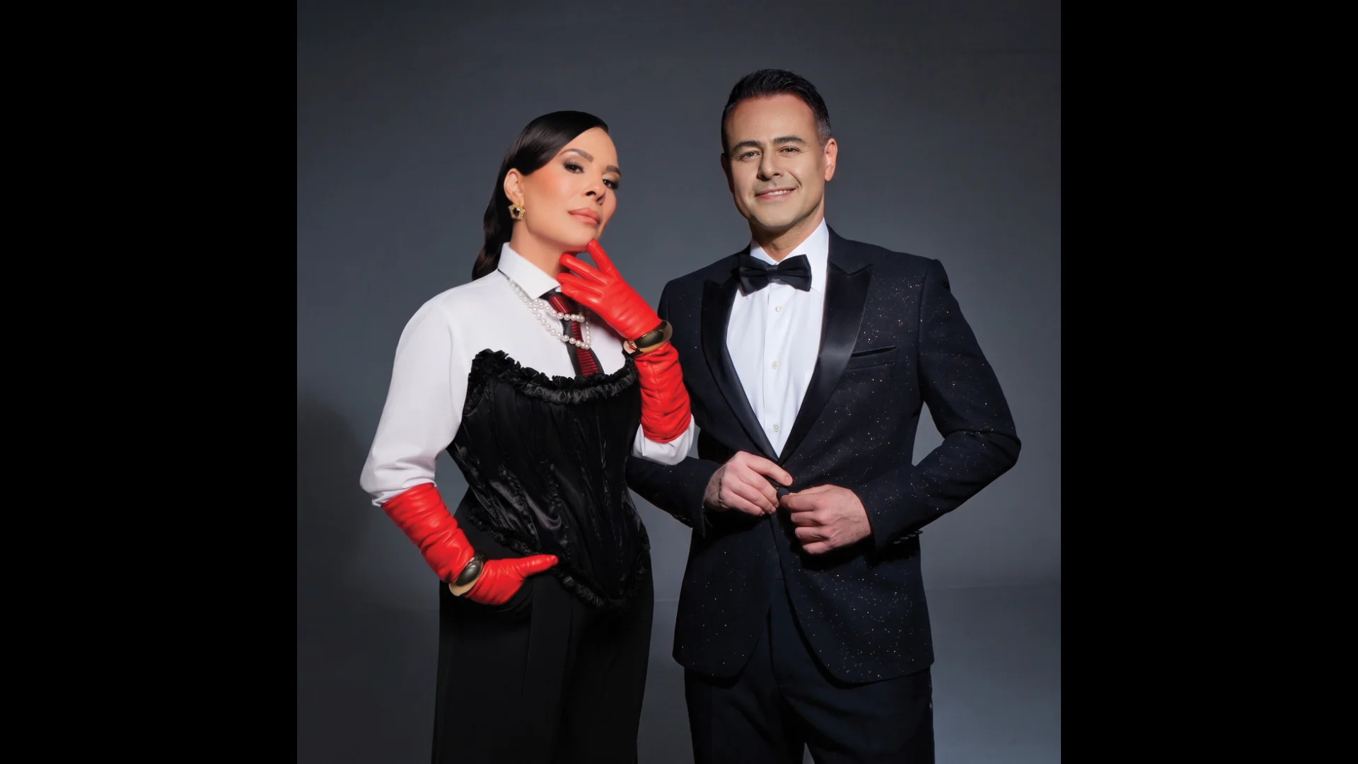 Demet Sağıroğlu ve Barbaros'tan Sahneye Yeni Bir Soluk